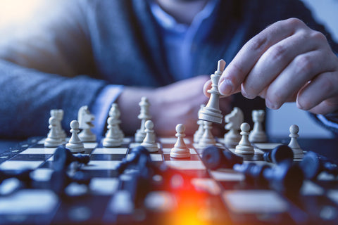 Brain Study Shows Grandmaster Chess Players Think Differently Than